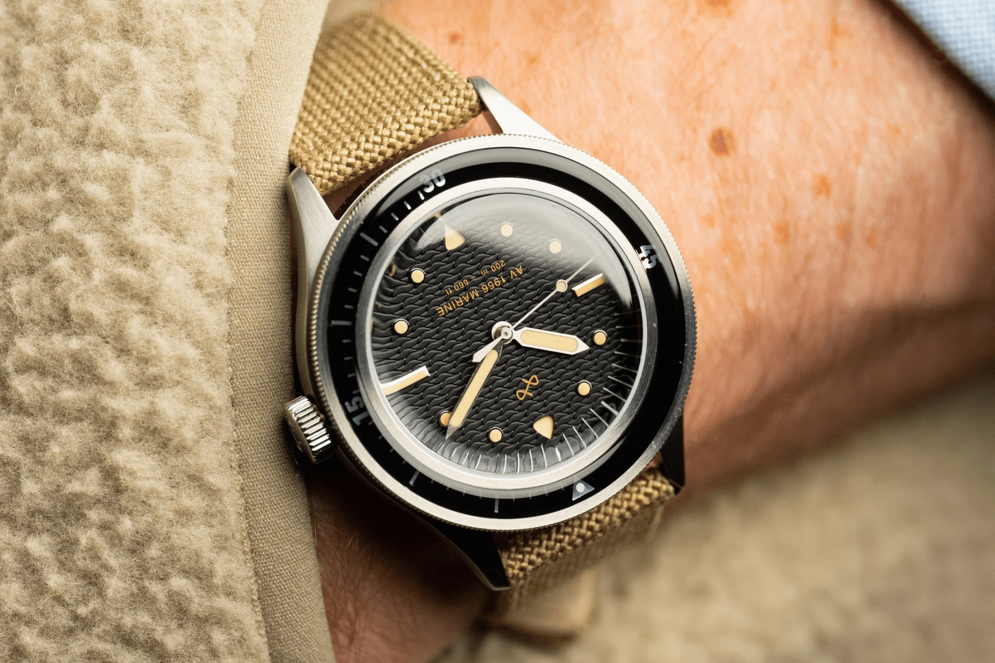 1956 Marine. Steel / Black