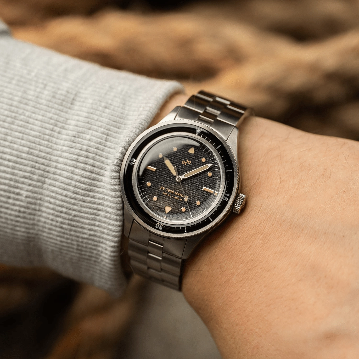 1956 Marine. Steel / Black