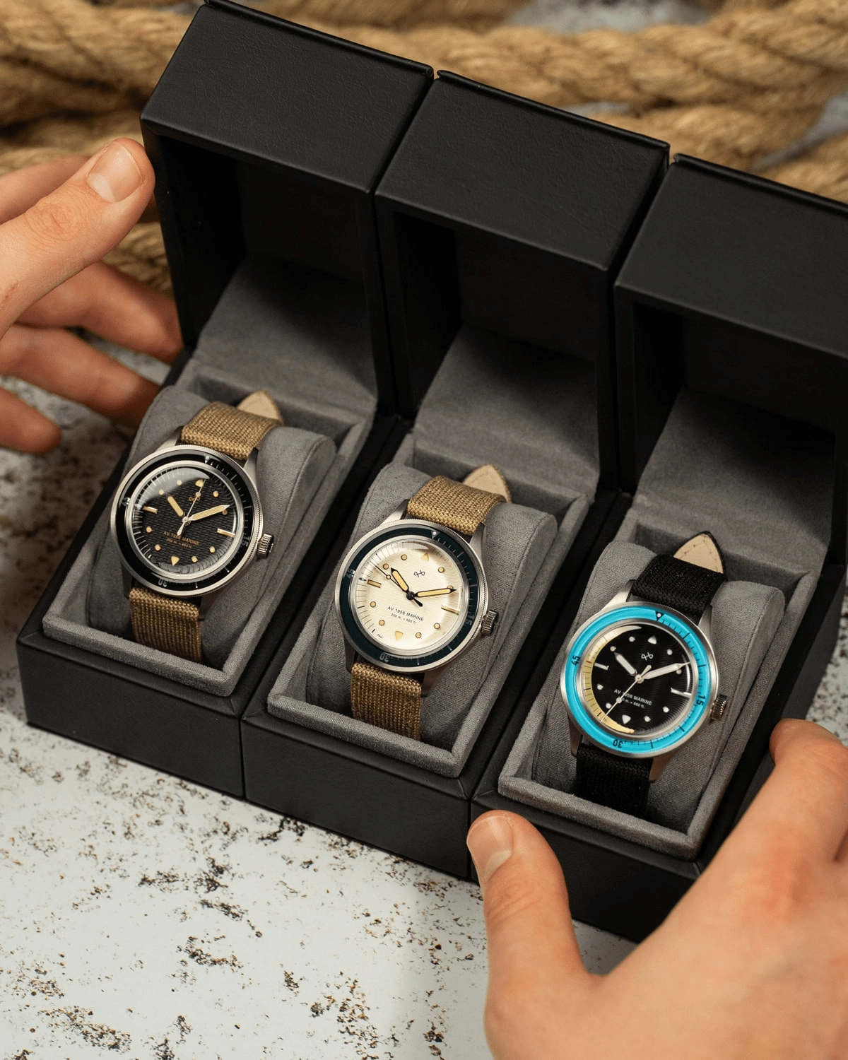 1956 Marine. Steel / Black