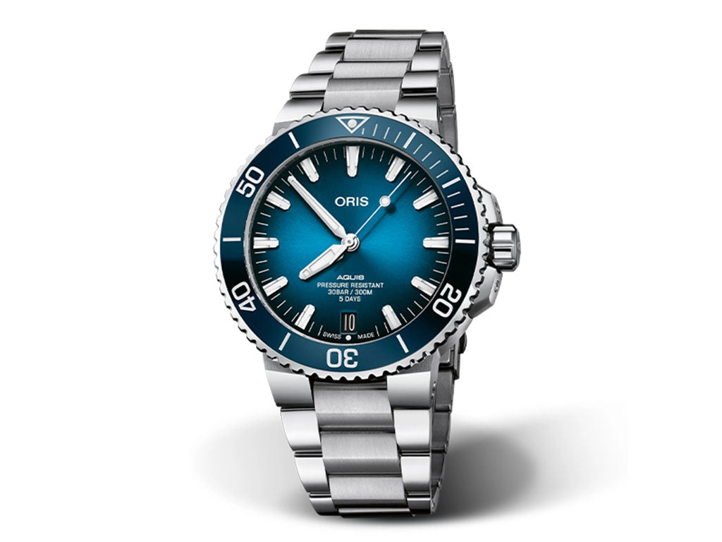 Aquis Date Calibre 400 - Bracelet - 43.5mm - Ref. 01 400 7763 4135-07 8 24 09PEB