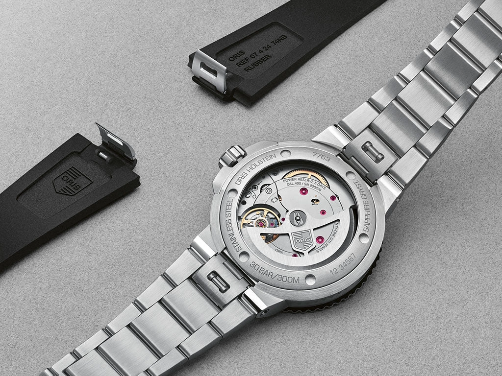 Aquis Date Calibre 400 - Bracelet - 43.5mm - Ref. 01 400 7763 4135-07 8 24 09PEB
