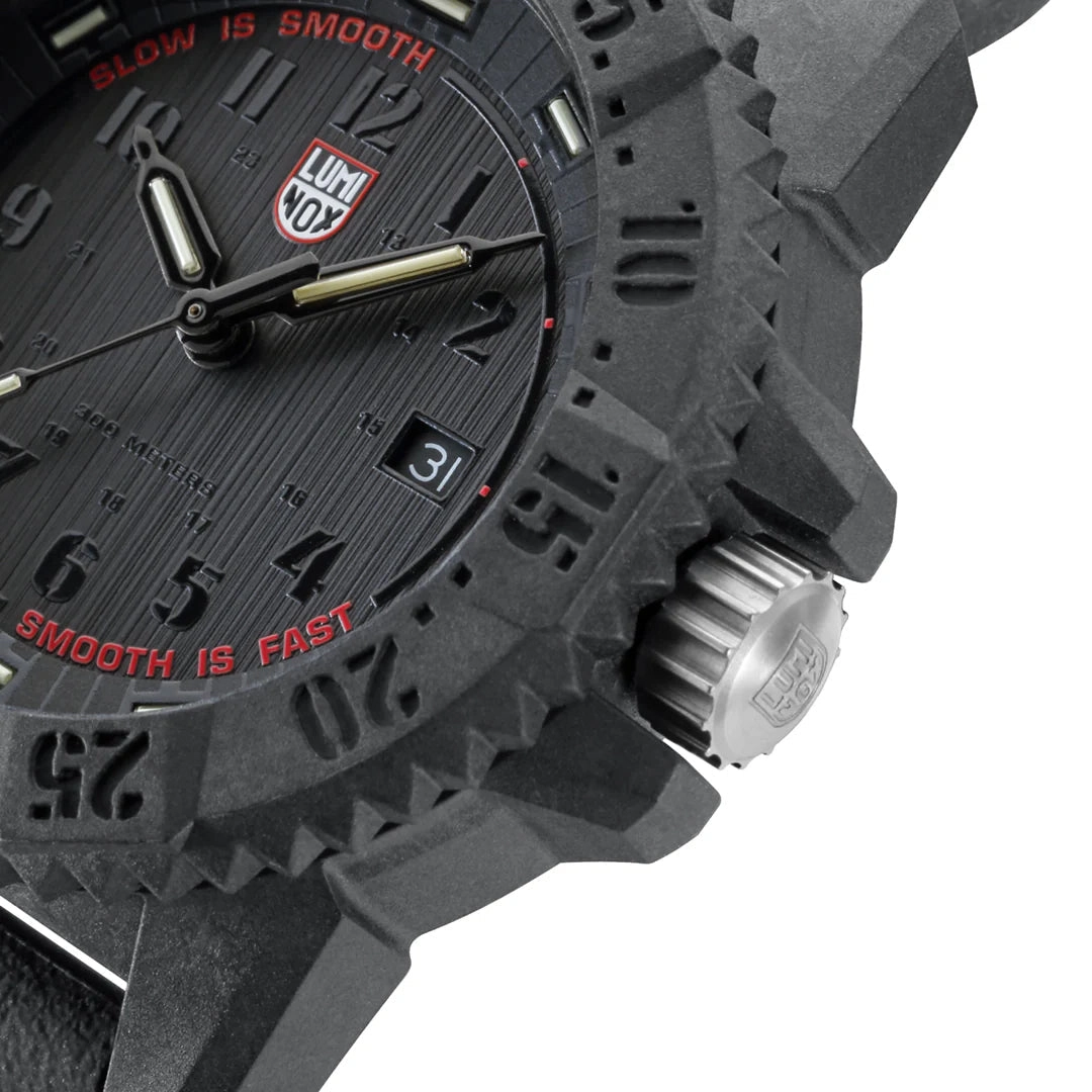 Limited Edition Luminox Master Carbon SEAL CARBONOX  Black Dial Black Rubber Interchangeable Black NATO Strap Date Divers Quartz Mens Watch XS.3801.SIS.SET