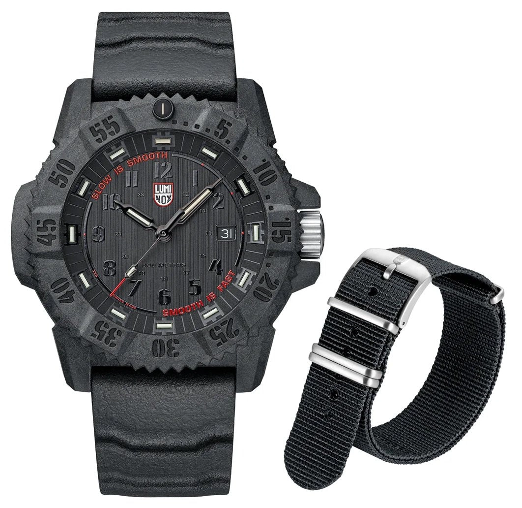 Limited Edition Luminox Master Carbon SEAL CARBONOX  Black Dial Black Rubber Interchangeable Black NATO Strap Date Divers Quartz Mens Watch XS.3801.SIS.SET