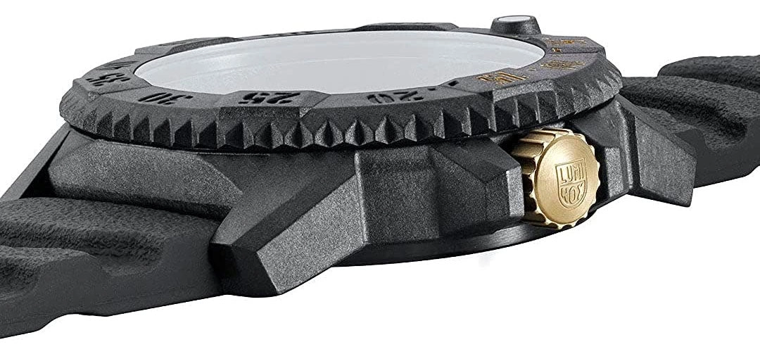 Limited Edition Luminox Master Carbon SEAL CARBONOX  Black Dial Black Rubber Interchangeable NATO Strap Date Divers Quartz Mens Watch XS.3805.NOLB.SET