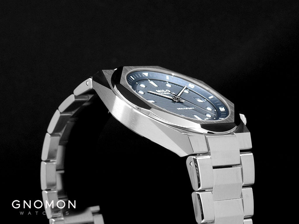 Multifort 8 Two Crowns Grey Ref. M047.507.11.081.00
