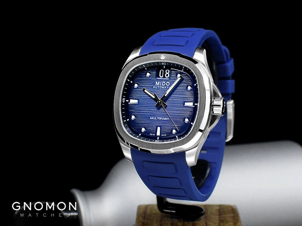 Multifort TV Big Date Blue - Rubber Ref. M049.526.17.041.00