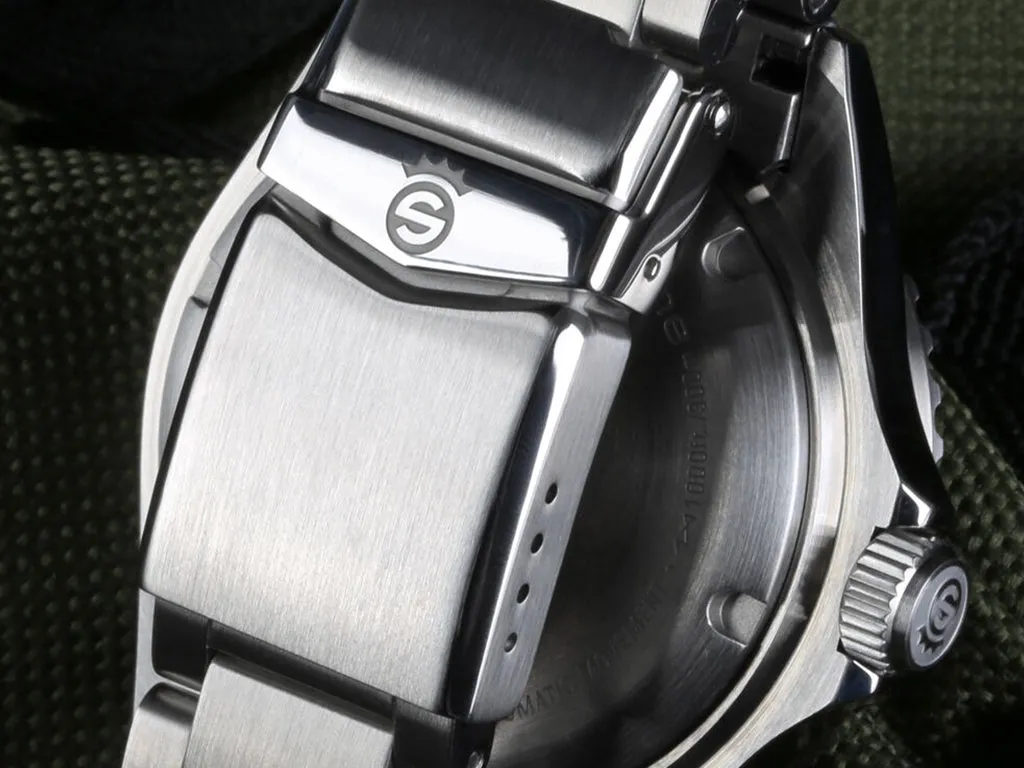 Ocean One GMT Black/Green Ceramic