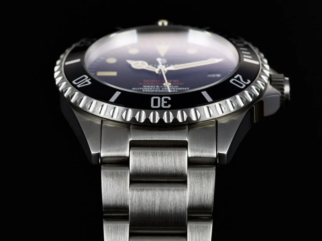 Ocean One Vintage Red