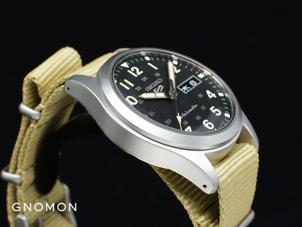 Seiko 5 Sports “Military Style” Black - Nylon Ref. SBSA117
