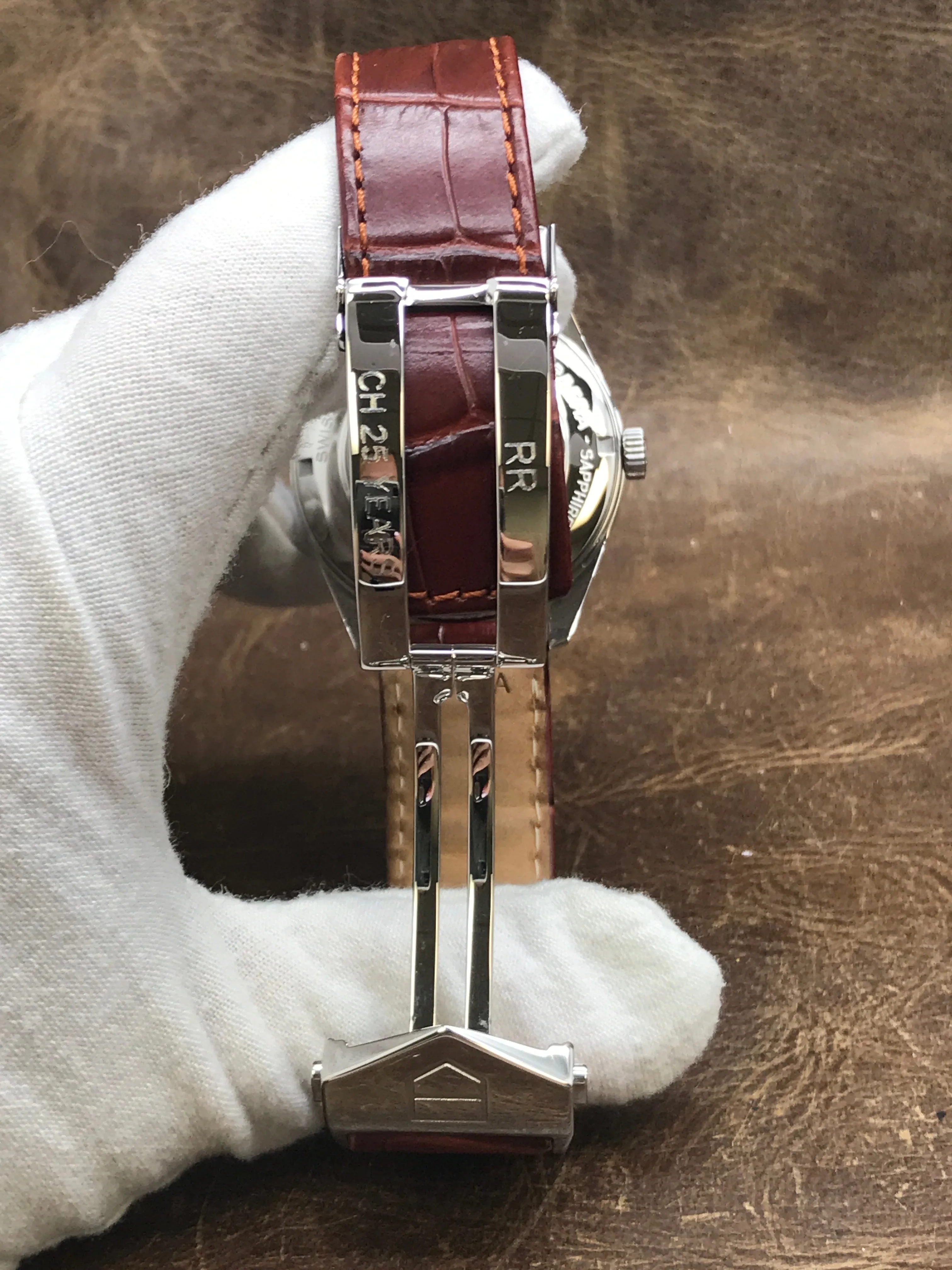 TAG Heuer Carrera WV211A-2 Silver Dial Automatic Men's Watch