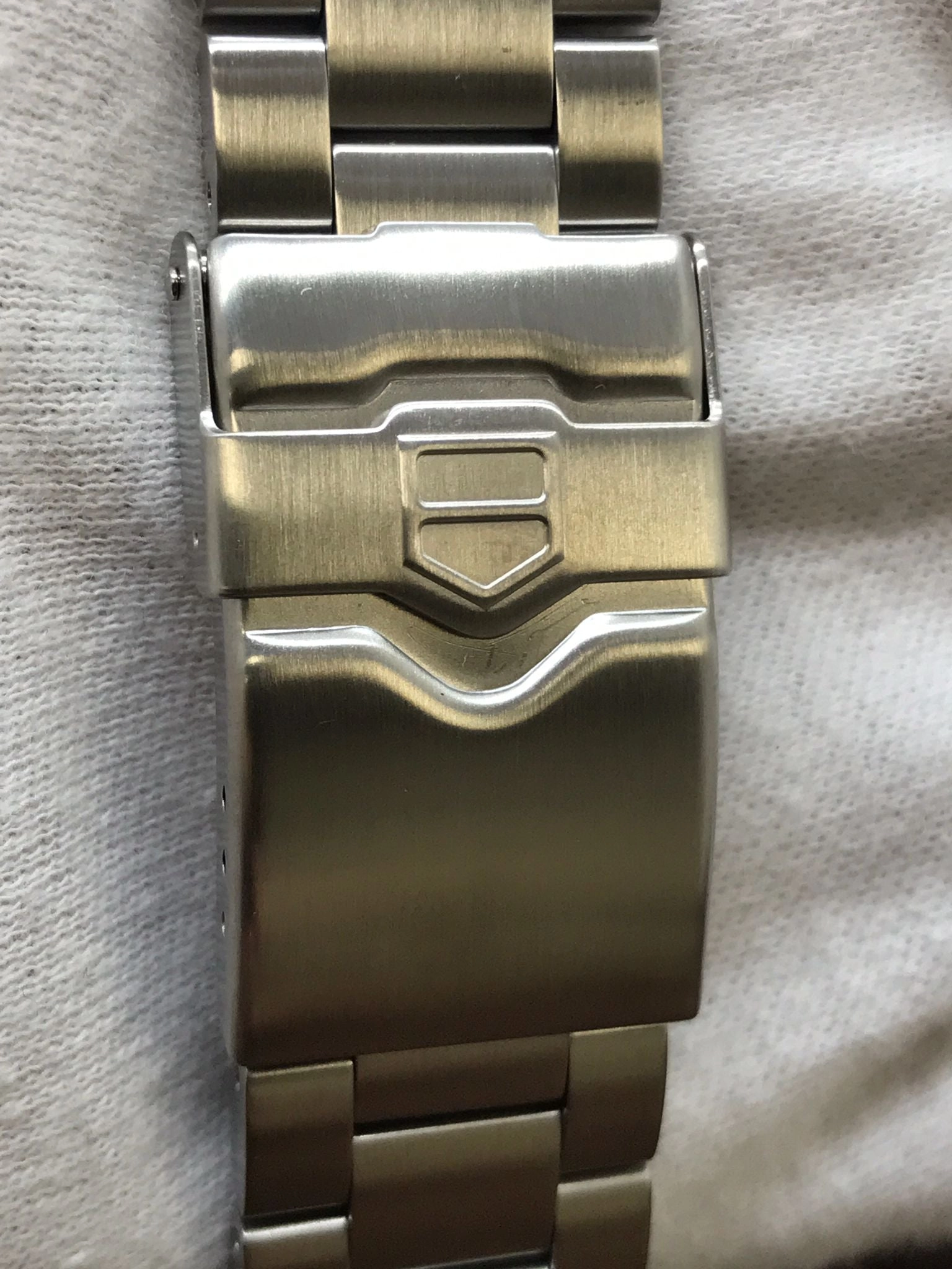 TAG Heuer Formula 1 CAZ1110 Black Dial Quartz Men's Watch
