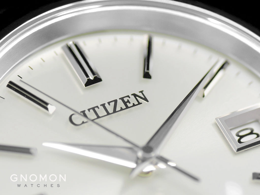 The Citizen Super Titanium Ivory Ref. AQ4100-57A