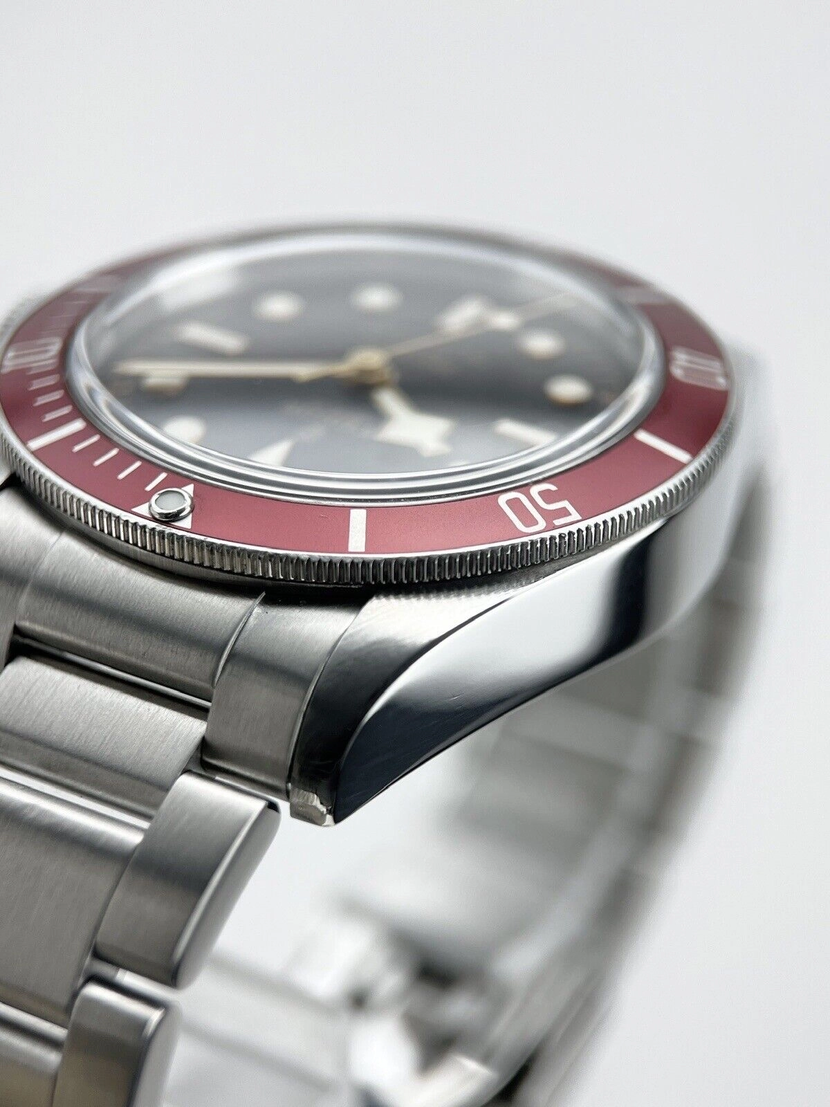 Tudor Heritage Black Bay 79220R Automatic Men's Watch Smiley Dial - Box/Papers