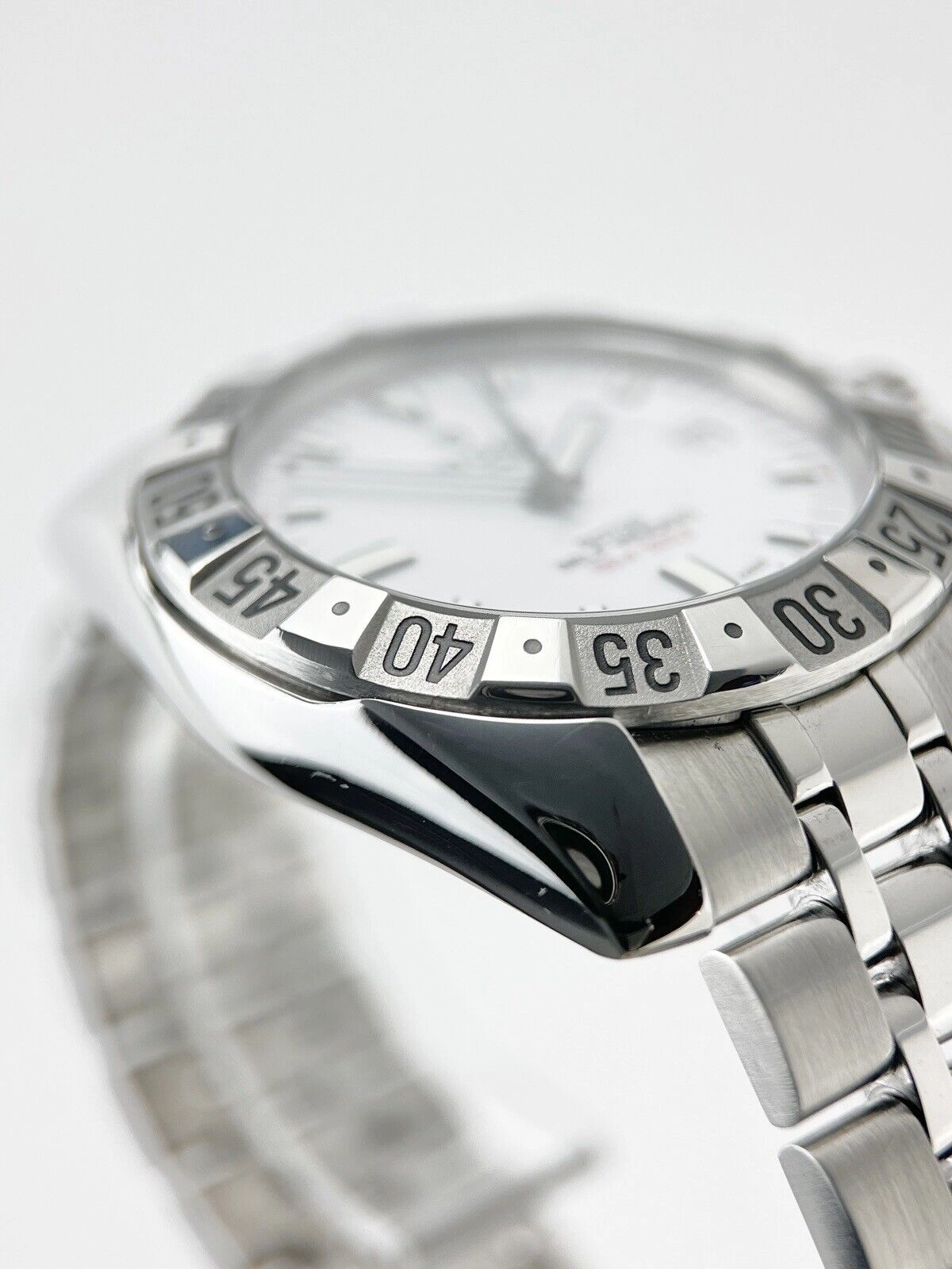 Tudor Hydronaut 20020 Silver Dial 41mm Automatic Men's Watch Box And Papers