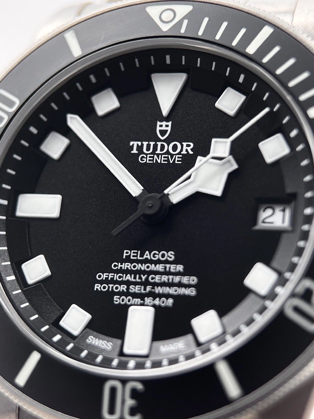 TUDOR Pelagos M25600T Black Dial Titanium 42 mm Men's Date Watch B/P