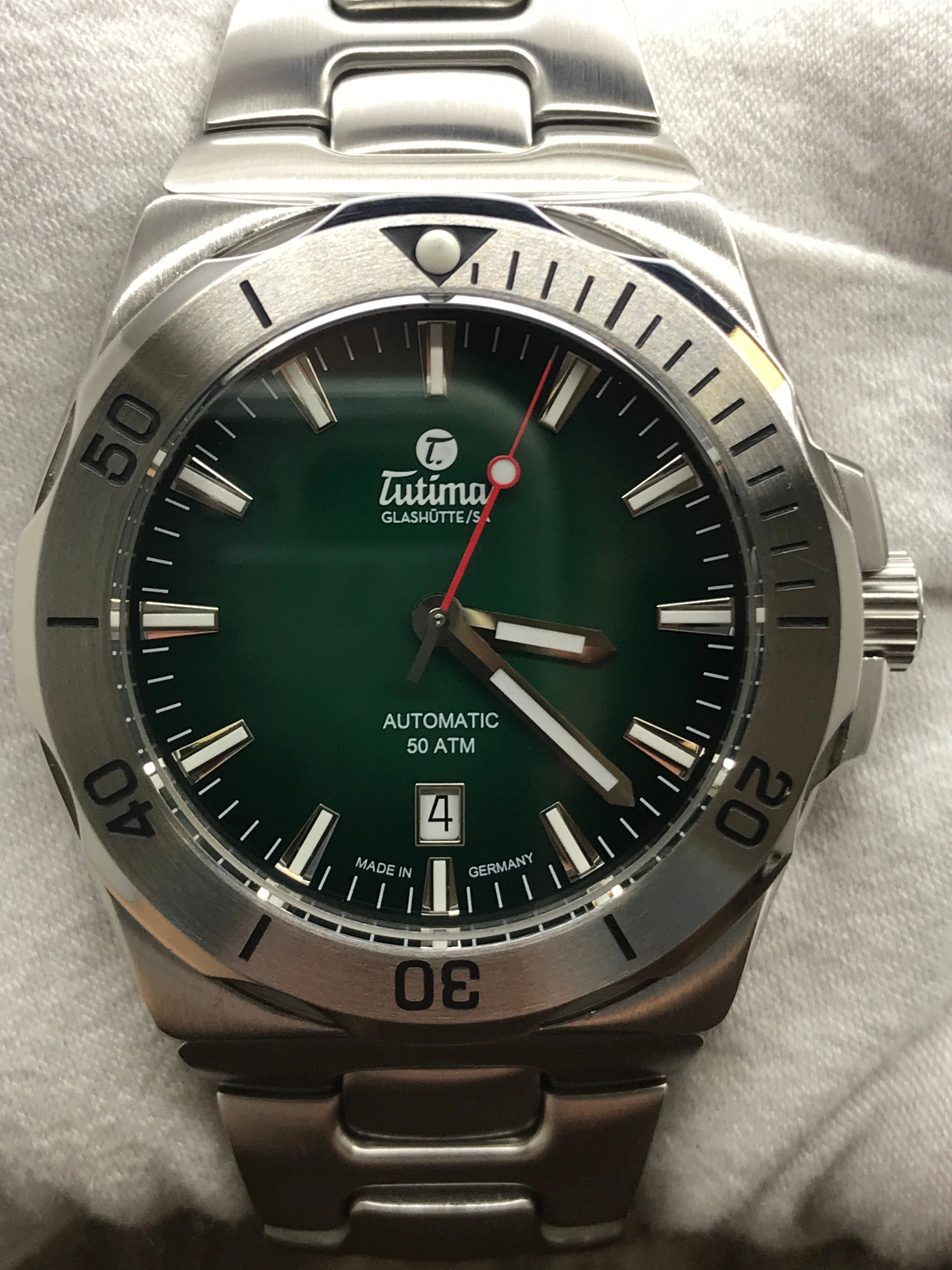 Tutima M2 Seven Seas Glashutte 6155-06 Green Dial Automatic Men's Watch