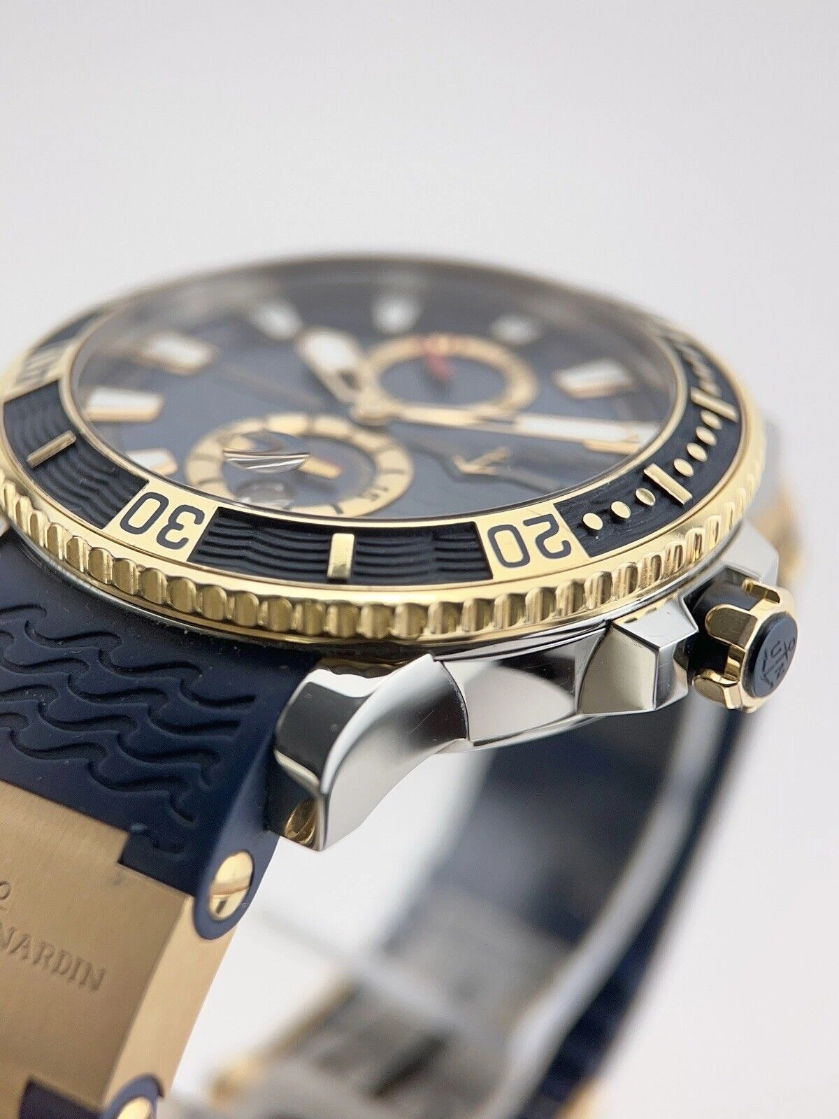 Ulysse Nardin Maxi Marine Diver Steel and Gold 45mm Automatic Men’s Watch 265-90
