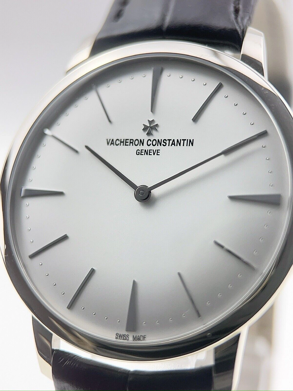 Vacheron Constantin Patrimony White Gold 40mm Manual Wind Men’s Watch 81180