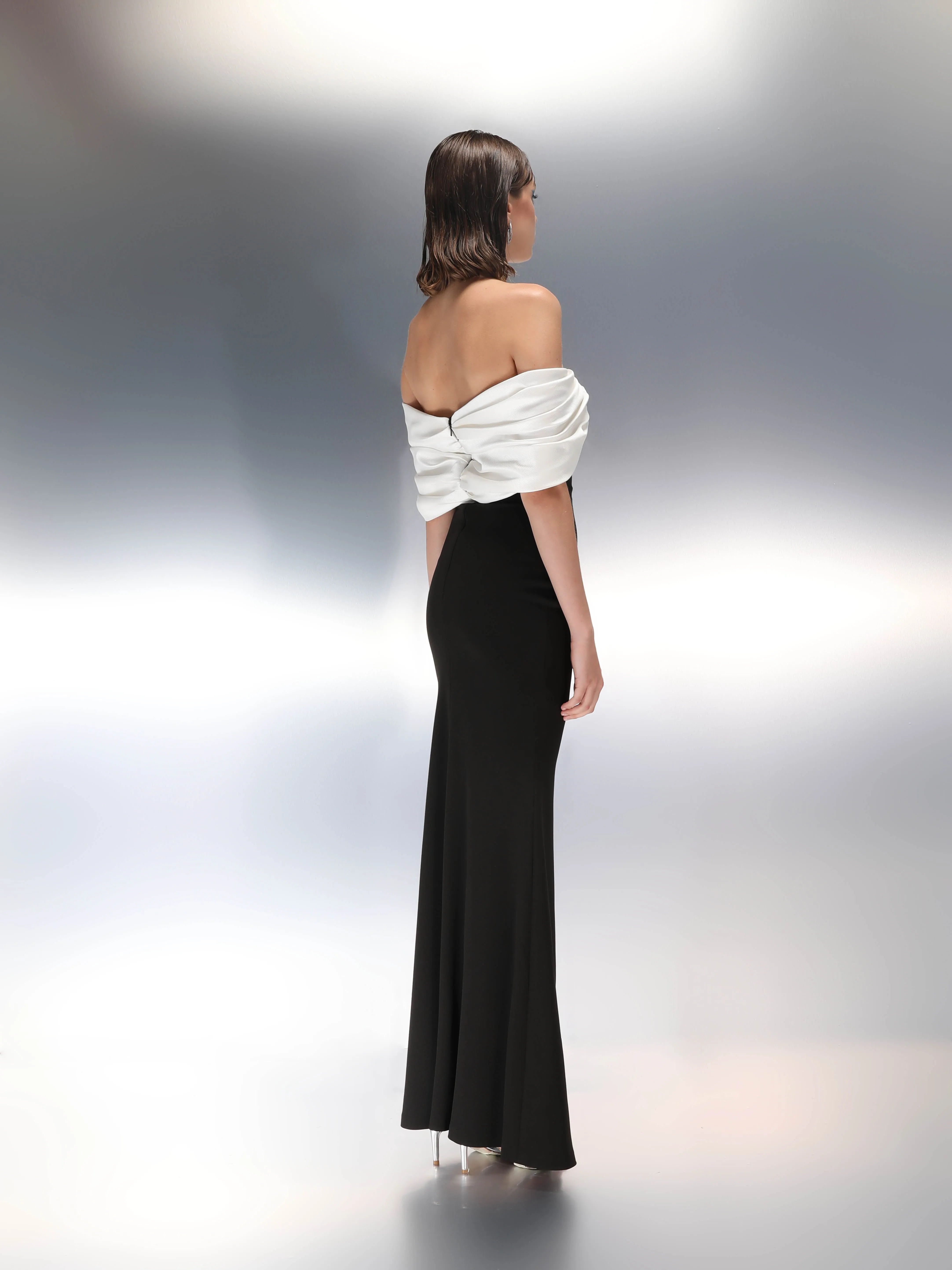Velvety Couture Women's CHOU Black & White Dress