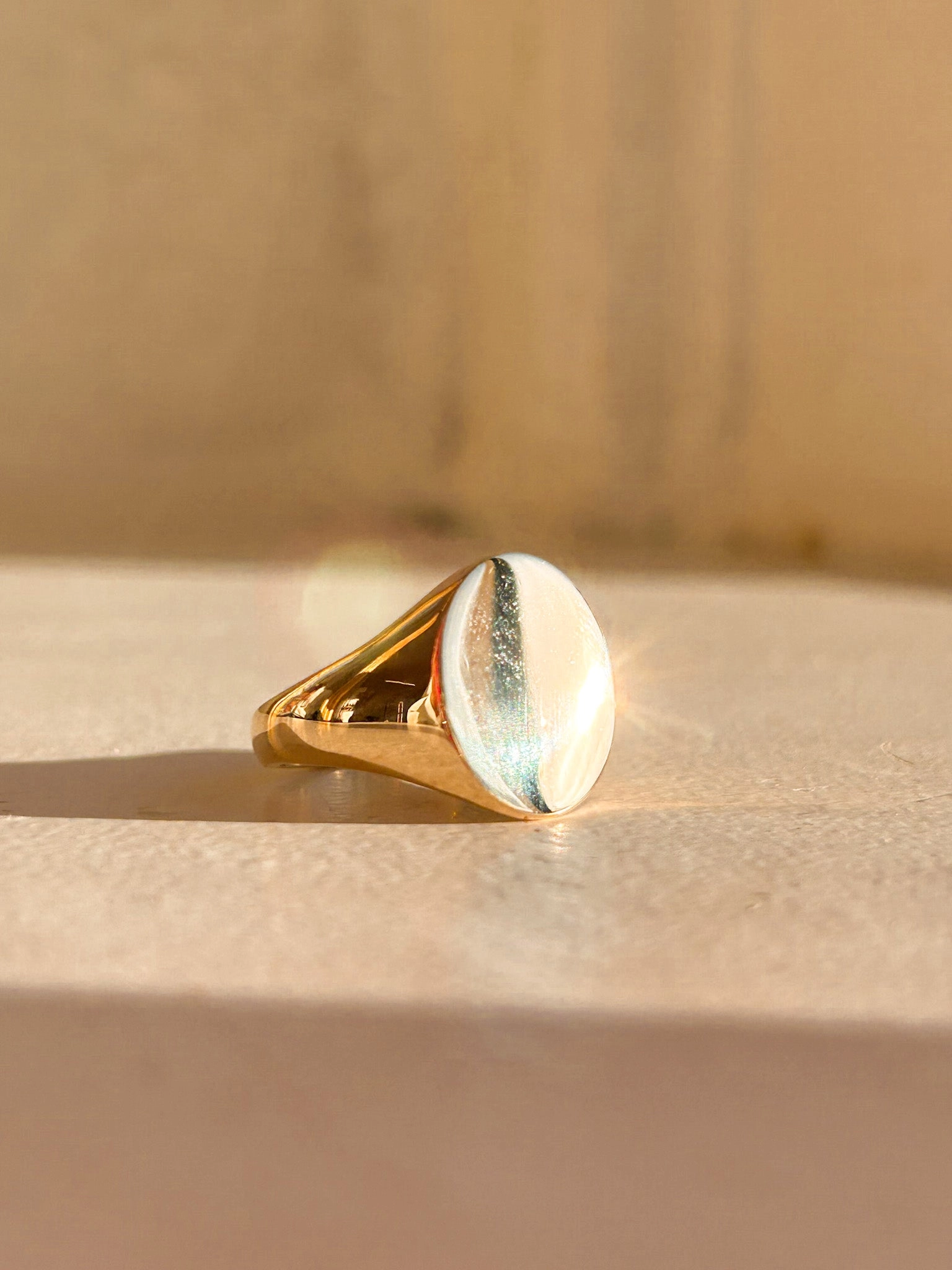 Vintage 9ct Yellow Gold Oval Signet Ring