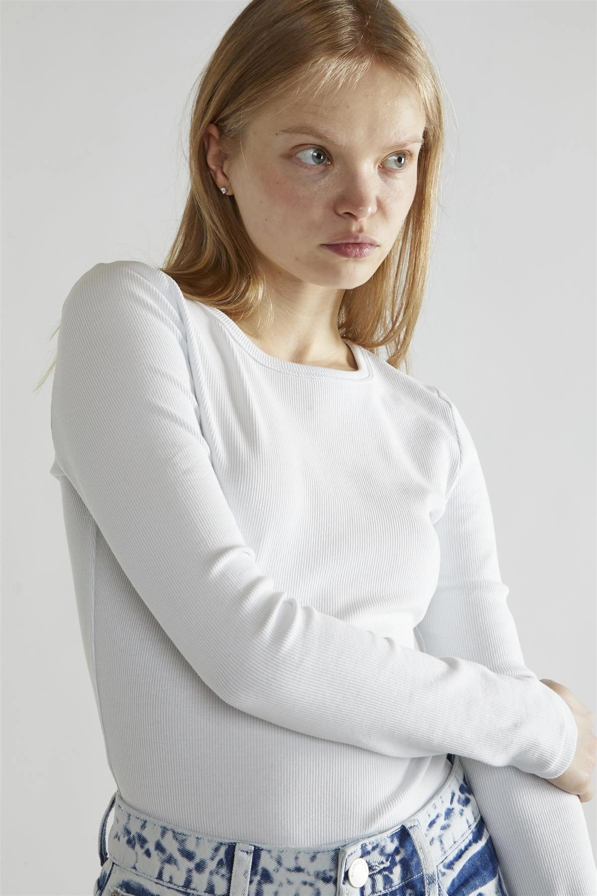 White-Rib Crew-Neck Long-Sleeve Top