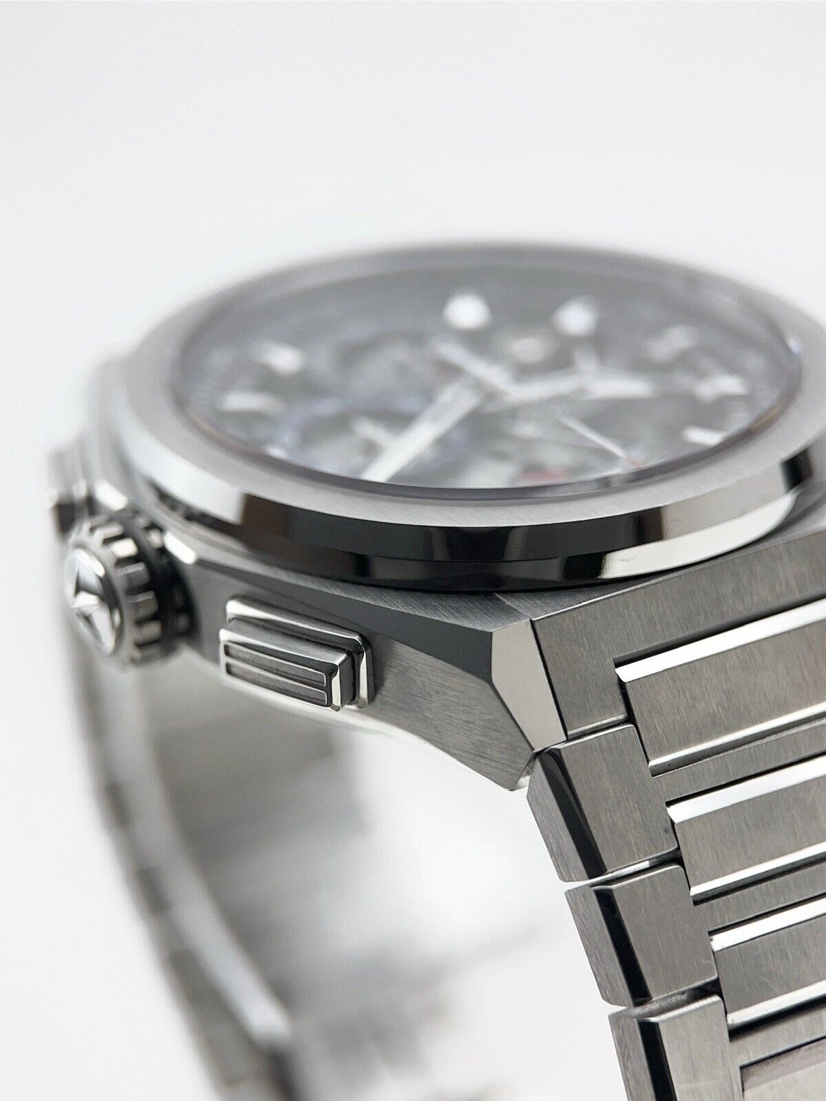 Zenith El Primero Titanium 44mm Automatic Men’s Watch 95.9000.9004  - Box/Papers